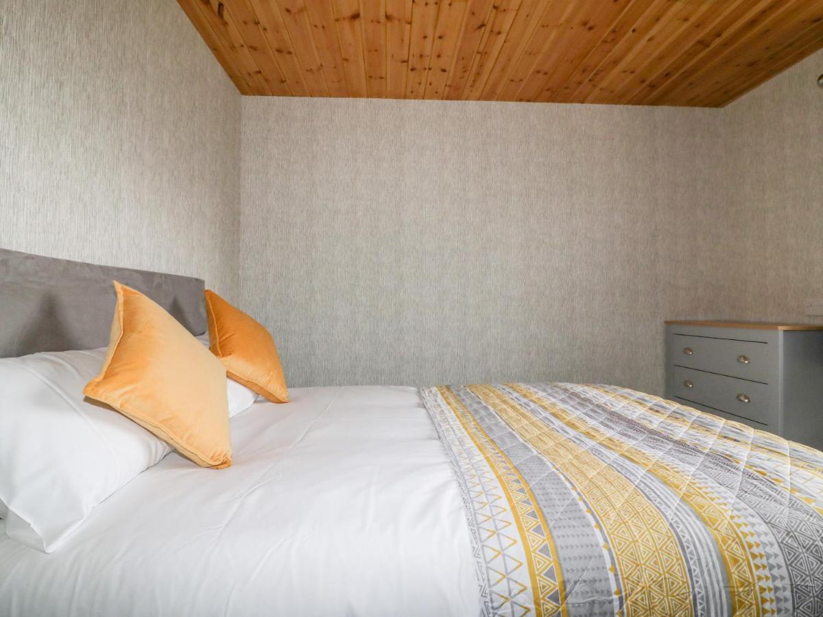 Lodge Two Truro Ngoại thất bức ảnh